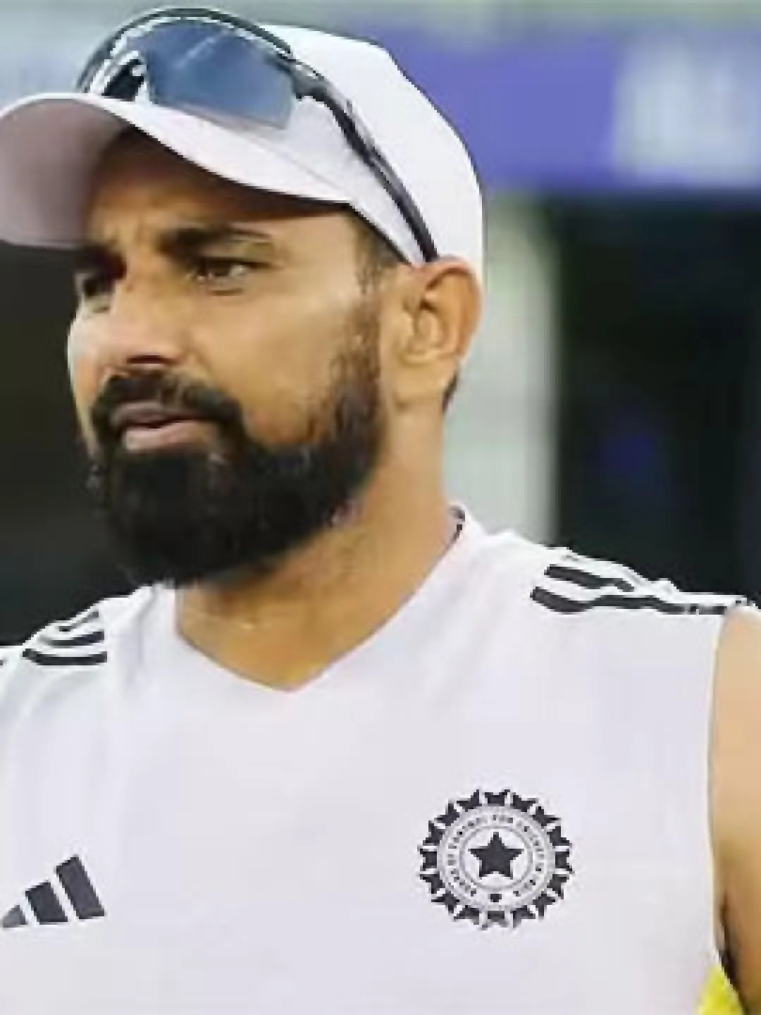 షమీ శకం ముగిసింది.. అతడిని తిరిగి జట్టులోకి తీసుకోవడంలో అర్థం లేదు: దినేశ్ కార్తీక్