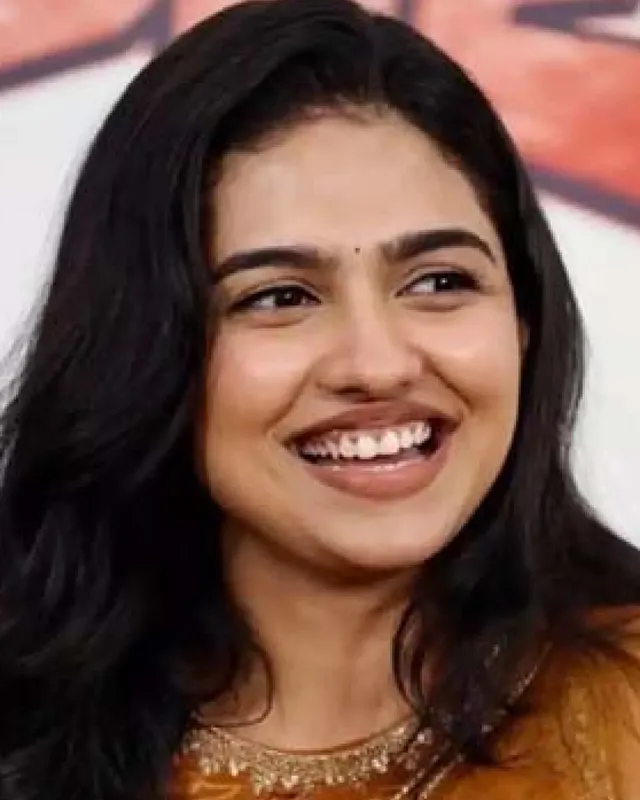 ఆ డైరెక్టర్ వల్లే ఈ స్థాయికి వచ్చా.. ఎప్పటికీ రుణపడి ఉంటా: మమితా బైజు