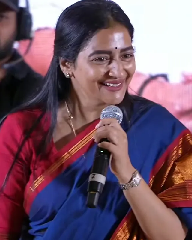 ‘ఆదర్శ కుటుంబం’ రిలీజ్.. హాలిడే ప్రకటించిన మల్లారెడ్డి కోడలు