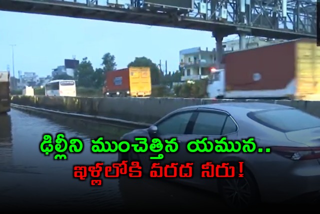 Yamuna River Floods Delhi Homes Traffic Jams