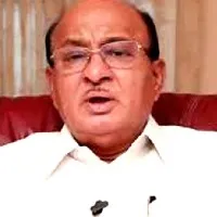 Everyday crores of rupees collecting by Jagan govt in sand says Gorantla BUtchaiah Chowdary