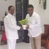 సీఎం కేసీఆర్ ఆశీర్వాదం తీసుకున్న టీఎస్ టీఎస్ మాజీ చైర్మన్