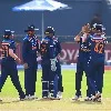 Teamindia rattles Sri Lanka top order in Colombo ODI