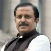 Must fight against KCR corruption says Madhu Yashki