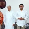 ap governor wishes cm ys jagan and bharati reddy