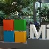 Microsoft abandons plan to reopen US offices amid Covid worries