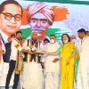 Seethakka posted video on Twitter replay to kcr