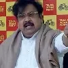 varlaramaiah slams jagan