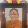 Nagababu gets emotional on his maternal grandmother death anniversary