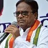 Ponnala Lakshmaiah fires on KCR