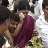 Sasikala gets emotional