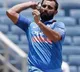 Rahul Gandhi and Sachin Tendulker stands for Mohammad Shami