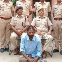 Stalker hacks woman to death, kept hugging dead body