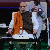 Amit Shah speaks to Chandrababu Naidu on Andhra developments