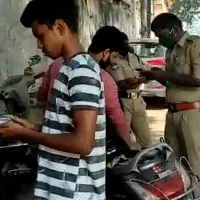 Hyderabad Police Check Phones and Whatsapp Chats of Commuters