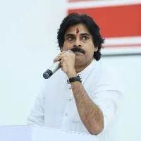 Pawan Kalyan re collects Punit Rajkumar performance as child artist