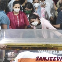 Puneeth Rajkumar's family thanks Karnataka govt, fans