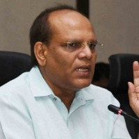 Telangana High Court stays Chief Secy's order on RTI