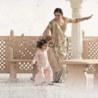 Padmini Kolhapure celebrates b'day with 'Ye Galiyan Ye Chaubara' motion poster