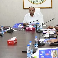 టీ-శాట్ ద్వారా మరిన్ని ప్రజోపయోగ కార్యక్రమాలను రూపొందించాలి: సీఎస్ సోమేశ్ కుమార్