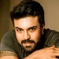 Ram Charan meets Puneet Rajkumar family