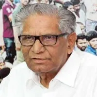 Ummareddy Venkateshwarlu fires on Chandrababu