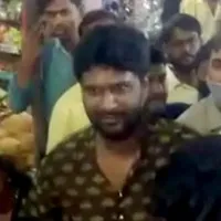 TS Minister Talasani Son Sai Yadav Car Rammed one person injured