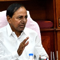 Telangana CM KCR attacks Centre on farm laws, fuel price