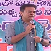 TRS State Wide Maha Dharna Over Demand Of Center To Procure Paddy