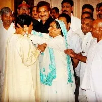 BSP Chief Mayawati mother Ramrati died