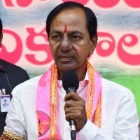 Telangana CM KCR pays tributes to Birsa Munda