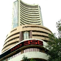 markets ends with profits