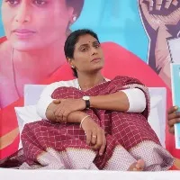 YS Sharmila comments on KCR
