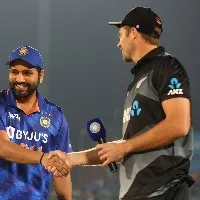 1st T20I: India beat New Zealand by five wickets, take 1-0 series lead