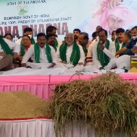 TRS ready to lead nationwide agitation of farmers: KCR