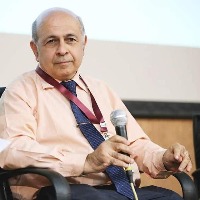 Noted commentator Novy Kapadia dies, Indian football fraternity mourn his demise