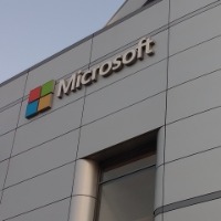 Microsoft Edge getting price tracking, leaked passwords features