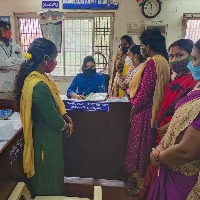 సచివాలయాలను ఆకస్మిక తనిఖీ చేసిన వీఎంసీ అదనపు కమిషనర్