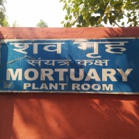 'Dead' man found alive after 7 hrs in mortuary freezer