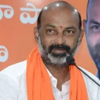 telangna bjp chief bandi sanjay to meet ap capital farmers soon
