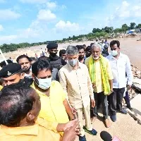 Chandrababu visits Chittoor district flood hit areas
