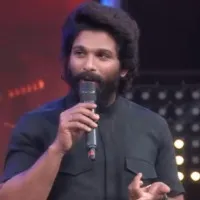 Allu Arjun attends Dhee grand finale event