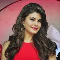 Mumbai airport officials stops Jacqueline Fernandez