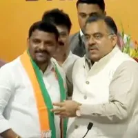Theenmar Mallanna joins BJP