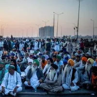 Farmers call off year long stir after govt assurances
