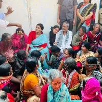 Police arrests YS Sharmila