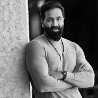 vishnu accepts prakash raj pannel members resignation