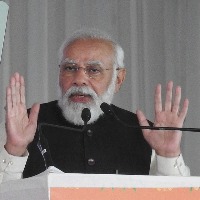 Prez, PM lead nation in paying tribute to martyrs of 2001 Parliament attack