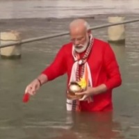 Modi takes holy dip in Ganga before inaugurating Kashi Vishwanath Corridor