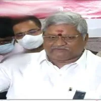 AP Employees Unions JAC leaders wants CM do not consider report made by IAS officers